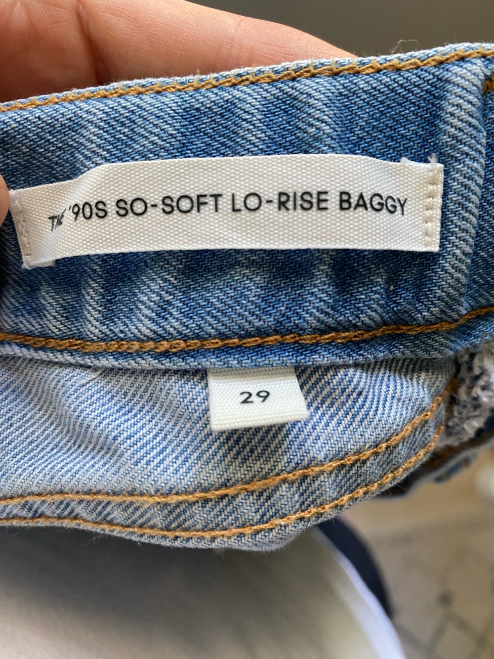 Denim Forum The '90s So-Soft Lo-Rise Baggy Jean - Picture 6 of 7